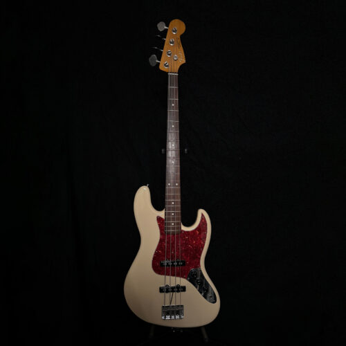 Fender Jazz Bass '62 reissue CIJ, Vintage White fender-jazz-bass-62-reissue-cij_vintagewhite_1